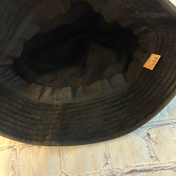 CAPPELLI WOMENS ACRYLIC/POLYESTER BLACK BUCKET HAT - Picture 5 of 8